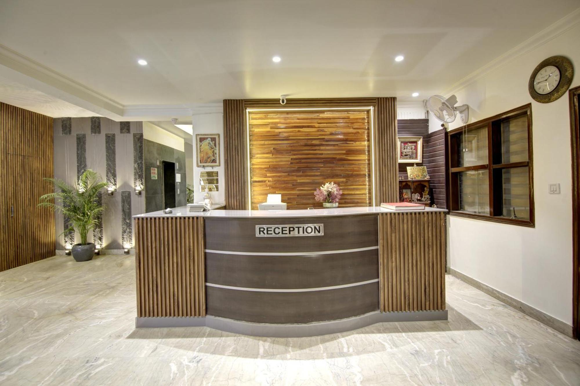Hotel Kashish Plaza - 5 Mins From Metro Station Delhi  Exterior foto