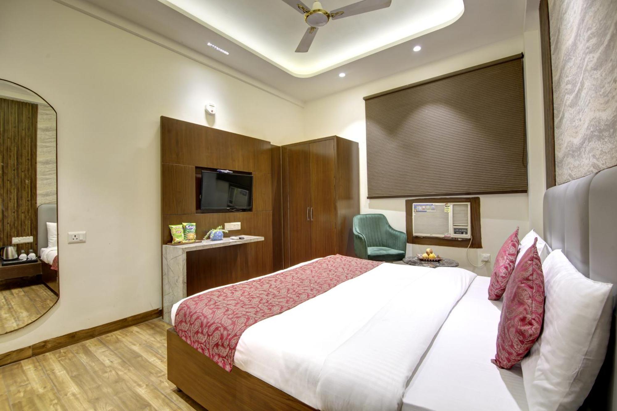 Hotel Kashish Plaza - 5 Mins From Metro Station Delhi  Exterior foto