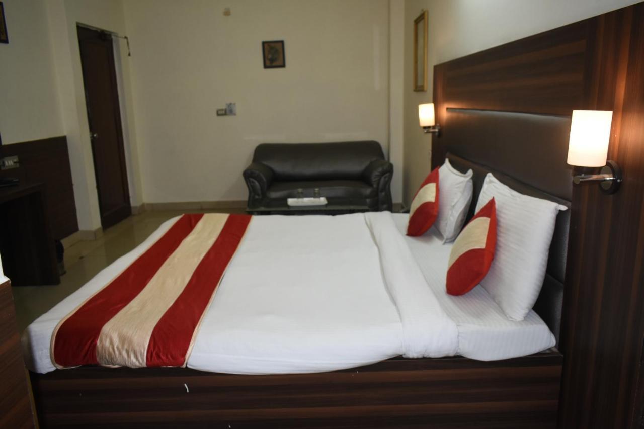 Hotel Kashish Plaza - 5 Mins From Metro Station Delhi  Exterior foto